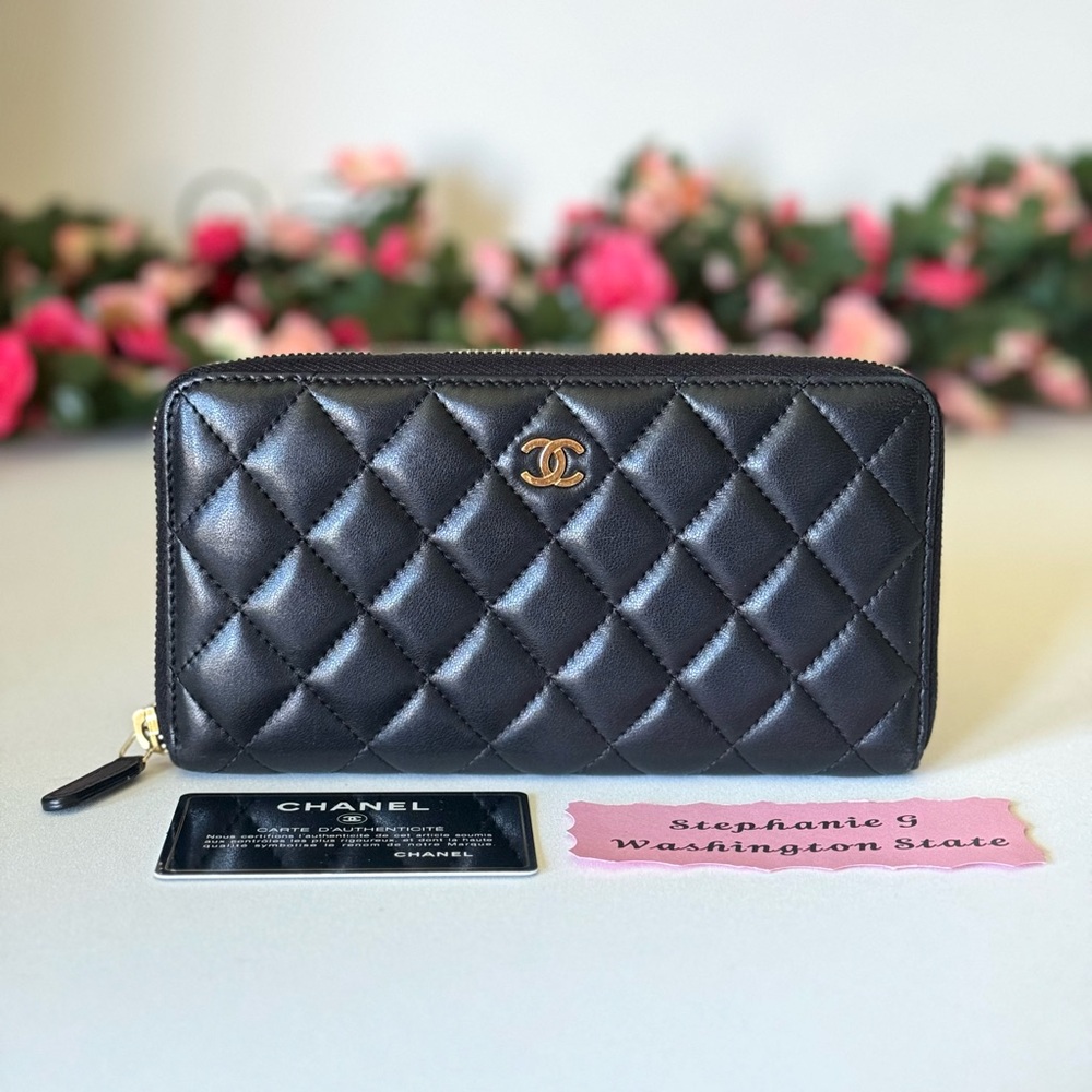 Chanel CC Black Lambskin Long Zipped Wallet 🖤🖤